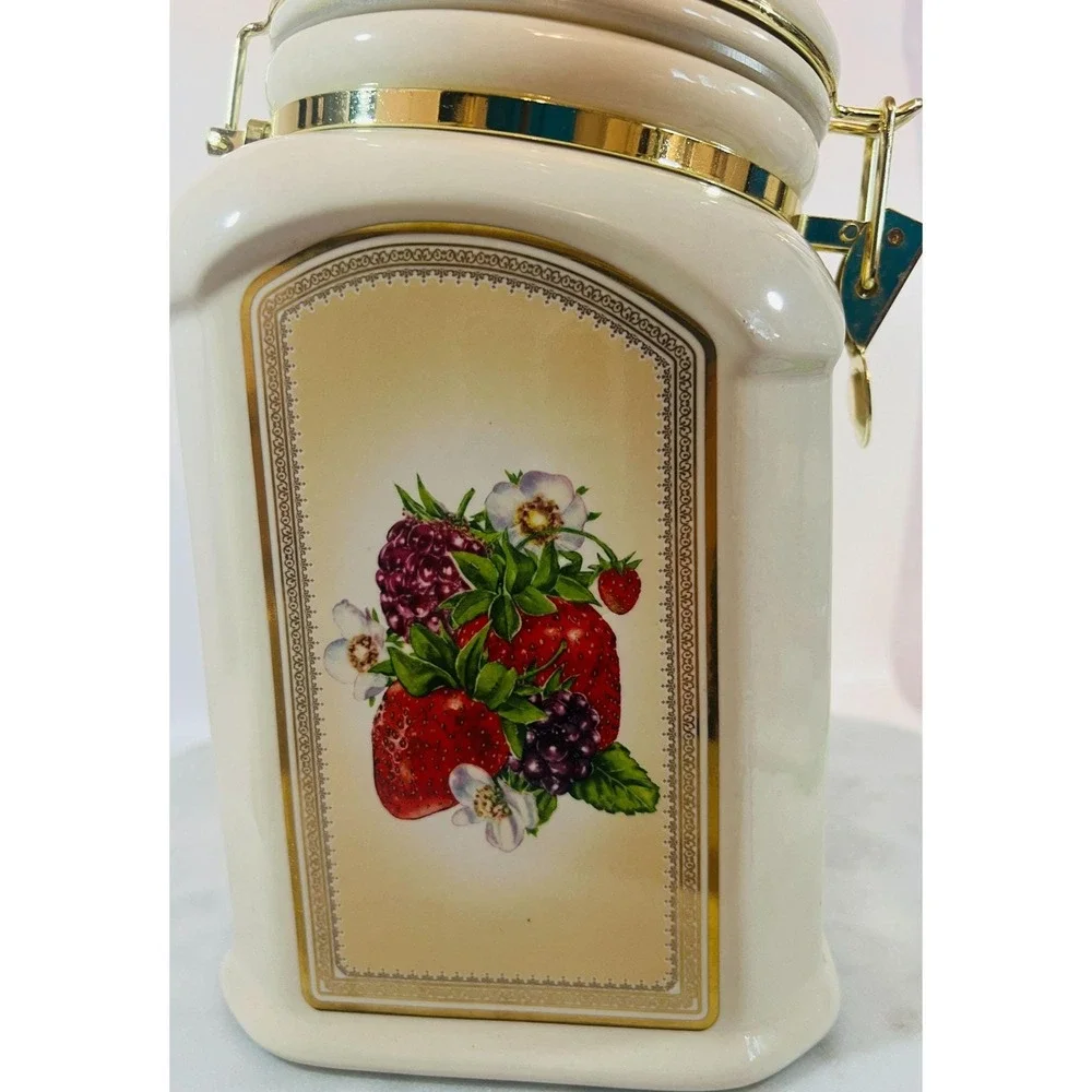 Vtg Lg Knotts Berry Farm Ceramic Canister Cookie‎ Jar Fruit Design Gold Accents